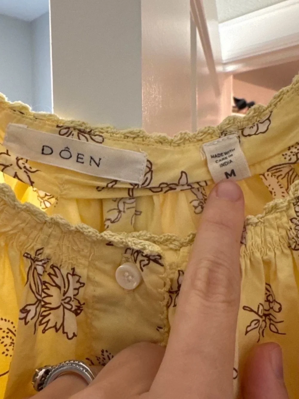 Doen soft yellow